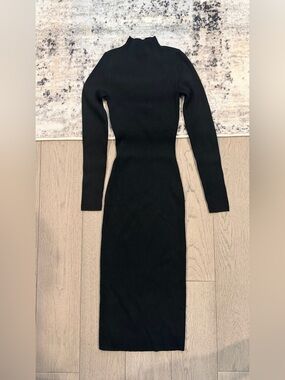 Babaton Black Ribbed Long-Sleeve Midi Dress